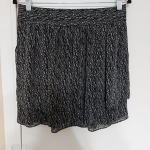 Gap Black and white skirt